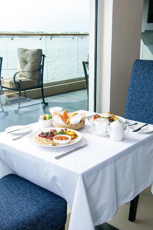 The Yacht Hotel Sea Front Lekki Phase 1 ลากอส ภายนอก รูปภาพ