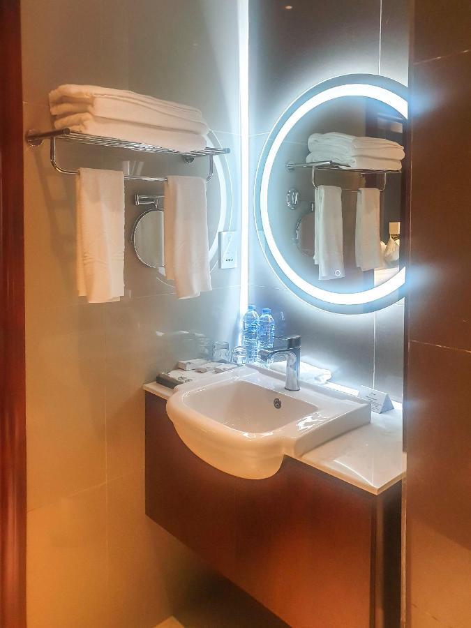 The Yacht Hotel Sea Front Lekki Phase 1 ลากอส ภายนอก รูปภาพ