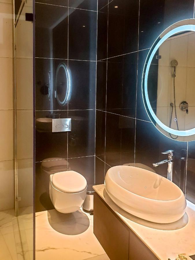 The Yacht Hotel Sea Front Lekki Phase 1 ลากอส ภายนอก รูปภาพ