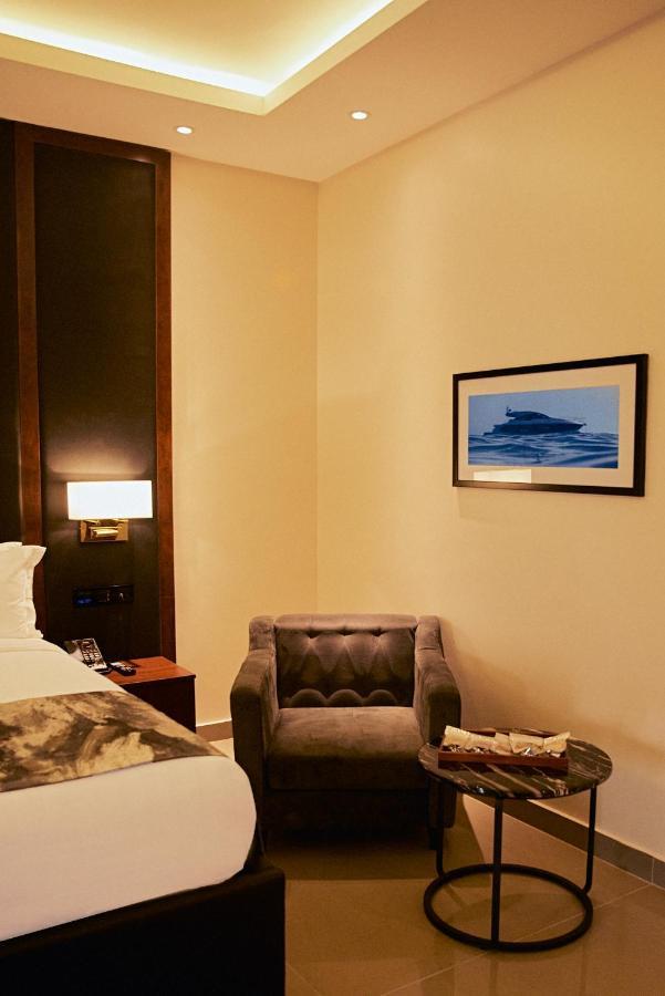 The Yacht Hotel Sea Front Lekki Phase 1 ลากอส ภายนอก รูปภาพ
