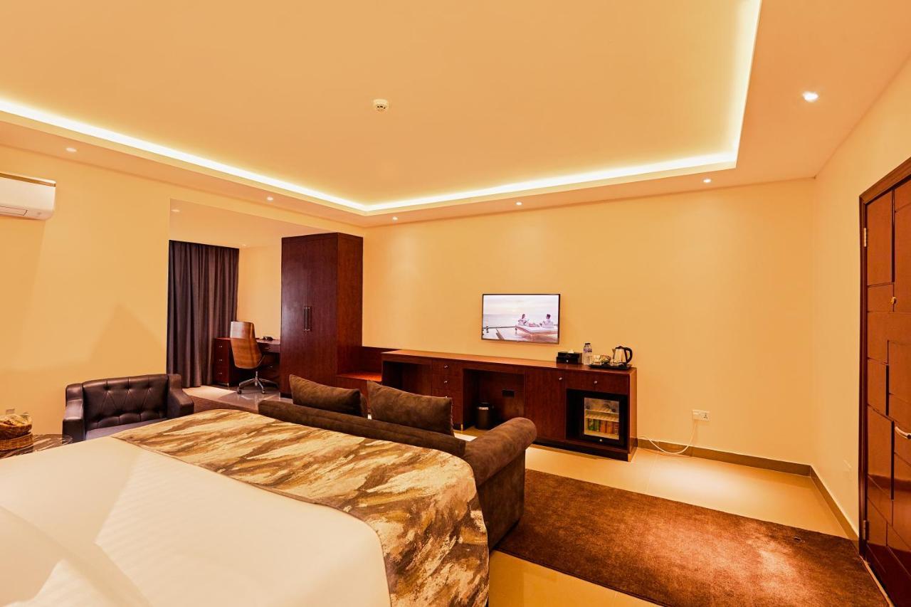 The Yacht Hotel Sea Front Lekki Phase 1 ลากอส ภายนอก รูปภาพ