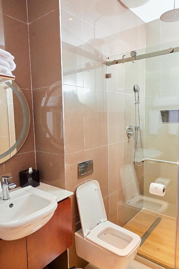 The Yacht Hotel Sea Front Lekki Phase 1 ลากอส ภายนอก รูปภาพ