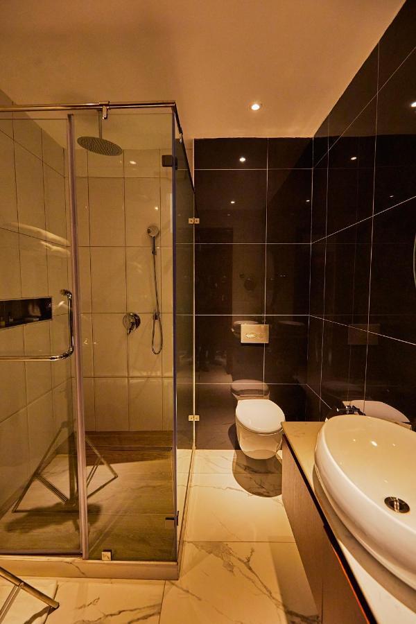 The Yacht Hotel Sea Front Lekki Phase 1 ลากอส ภายนอก รูปภาพ